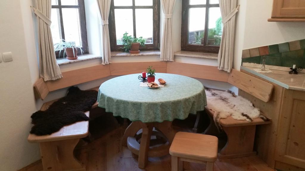 Apartments Pod Macesnovo Streho 솔차바 객실 사진